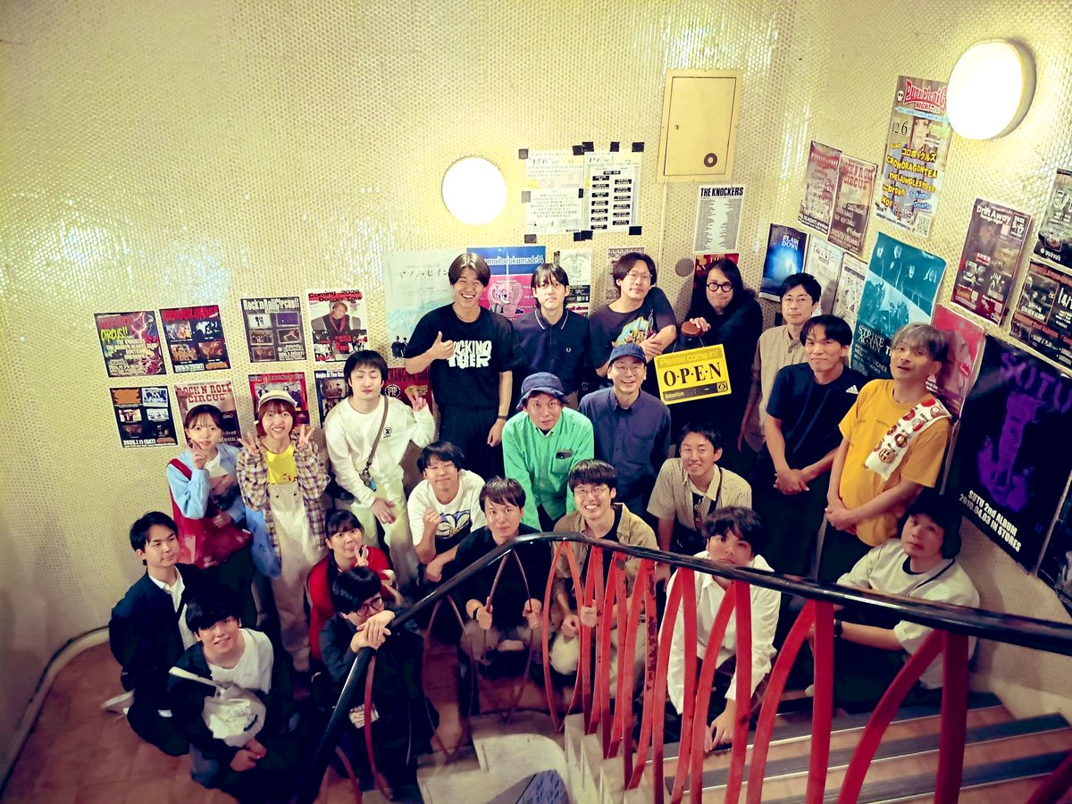 noidtwit's tweet photo. 2026.10.3 at fukui velvet

1.80番シアターの閉館
2.whale
3. new song 
4.ヨルヲアルク
5. new song
6. new song
7. new song

thank you cuune! https://t.co/PfxMn6d8WY
