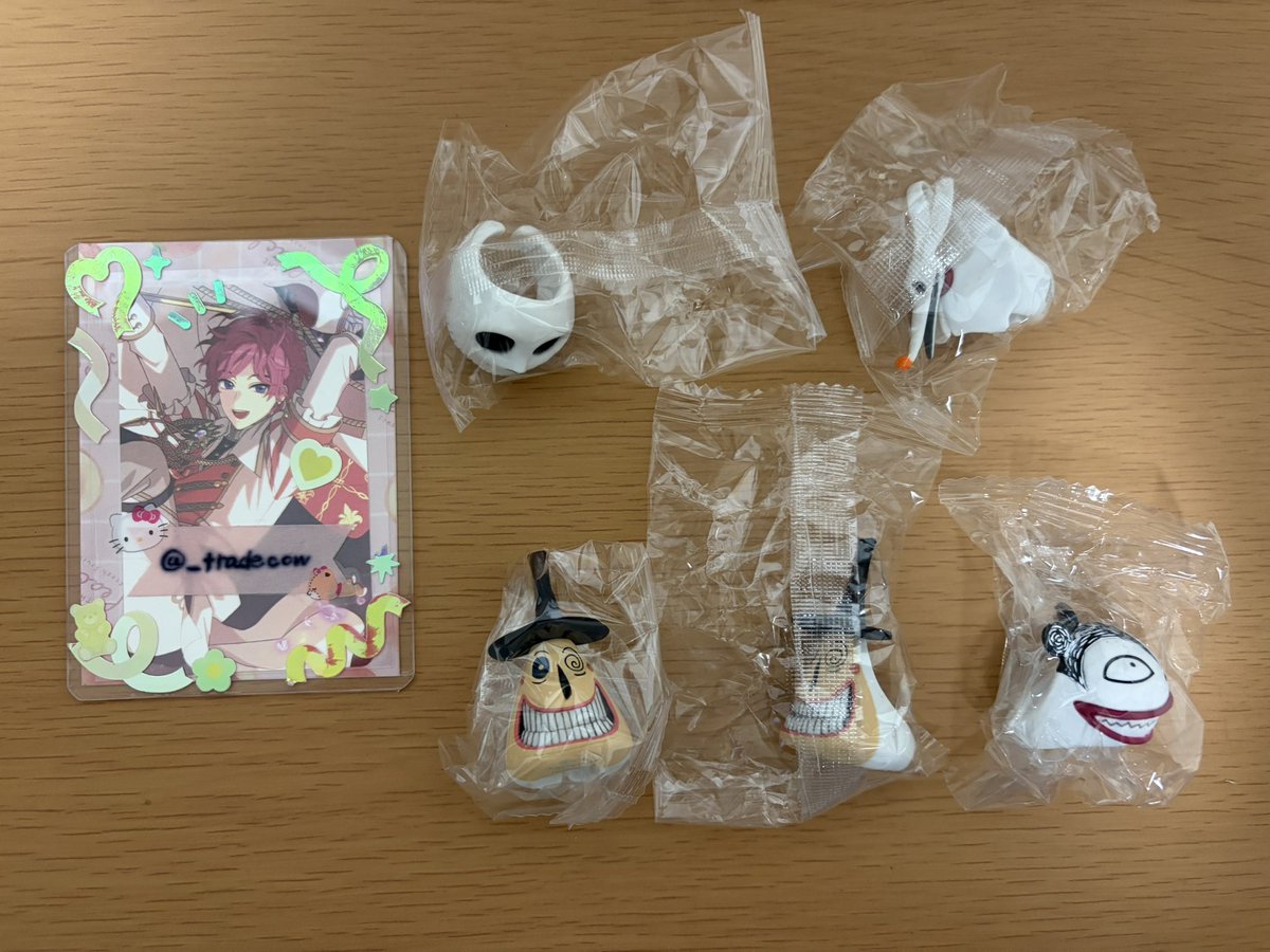 _tradecow's tweet photo. 【交換/譲渡】 ナイトメア・ビフォア・クリスマス ファッションリング

譲 ジャックA ゼロ 町長 ヴァンパイア・テディ
求 ジャック レア
　 ゼロ レア
　 or 定価＋送料

レアとの交換は2:1⭕️
譲渡は上段は下段から同数お願いいたします。
📮郵送交換のみ
お気軽にお声掛けください❣️ https://t.co/tCDZG48gvW