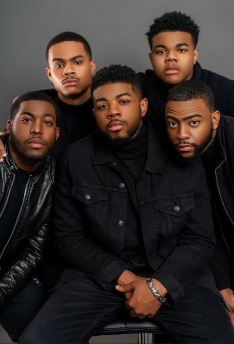 Smooth981FM's tweet photo. #NP Anything But Fail - @thegroupfire
on #SmoothMotivations with @jannykarz
Listen Live: https://t.co/MN0iYyibuQ
β€ππ€
#Smooth981 #LoveMusic #LoveLife #SmoothFmLagos https://t.co/KiIJzpM8yQ