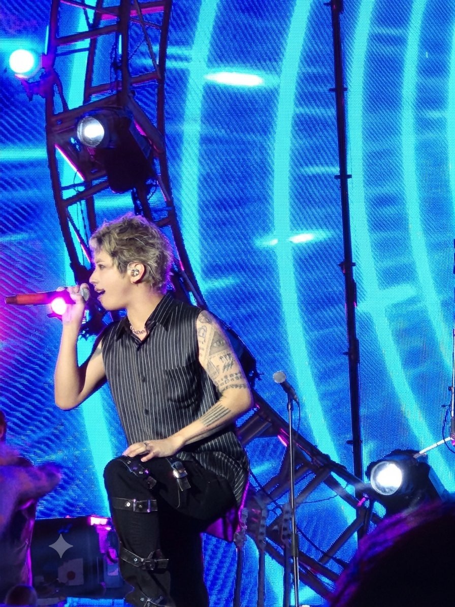 1Dir_1ORer's tweet photo. #ワンオク #ONEOKROCK #Taka
#XMF2026 #XMF 
#XnterstellarMusicFestival2026 #XnterstellarMusicFestival https://t.co/ehJjOPvSci