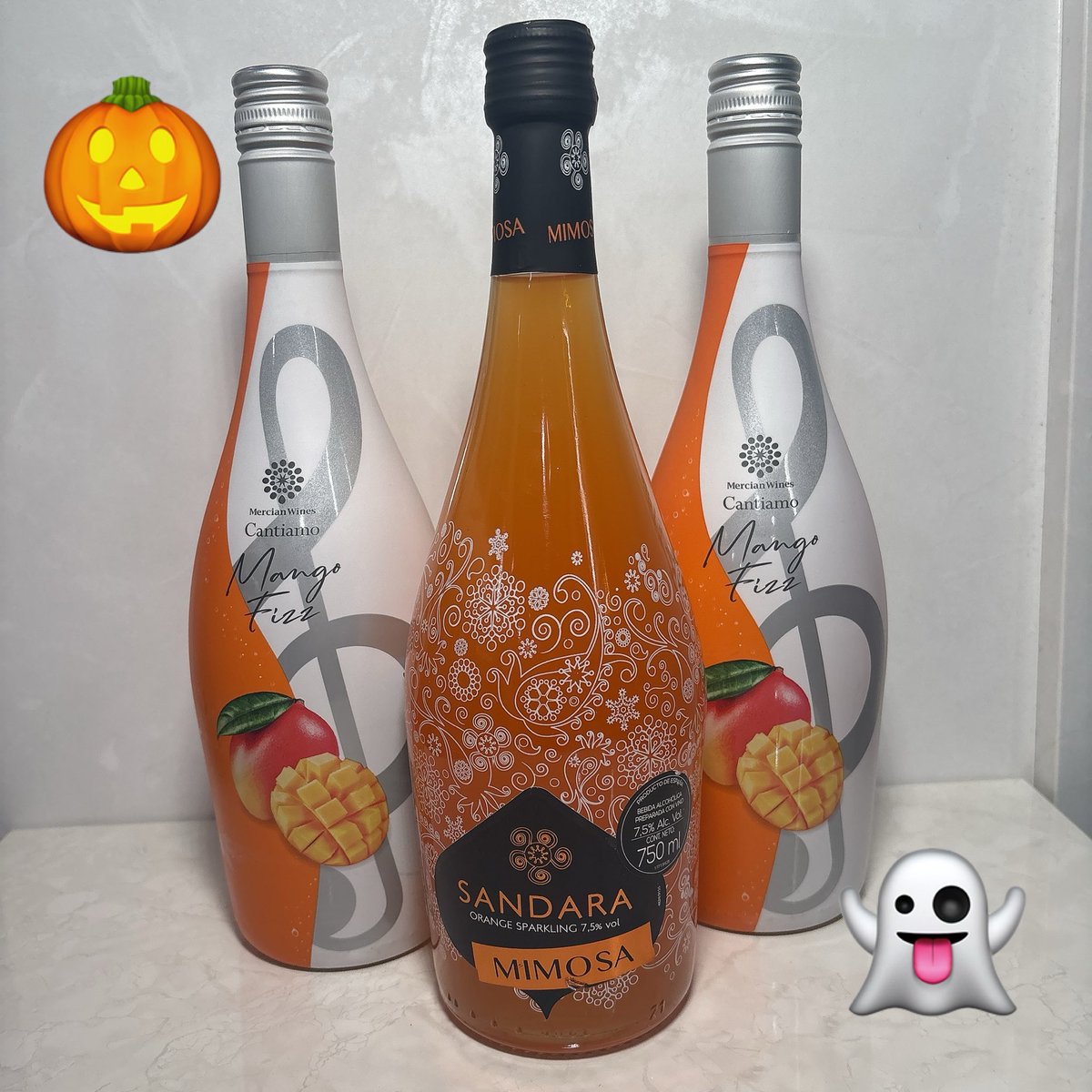 hosi_miti's tweet photo. 🍾期間限定シャンパン入荷しました🥂🫧

ハロウィンの季節にピッタリのオレンジ色のシャンパンが登場です🎃
2種類とも￥19800無くなり次第終了なのでお早めに💨 https://t.co/I0MBbk4iKL