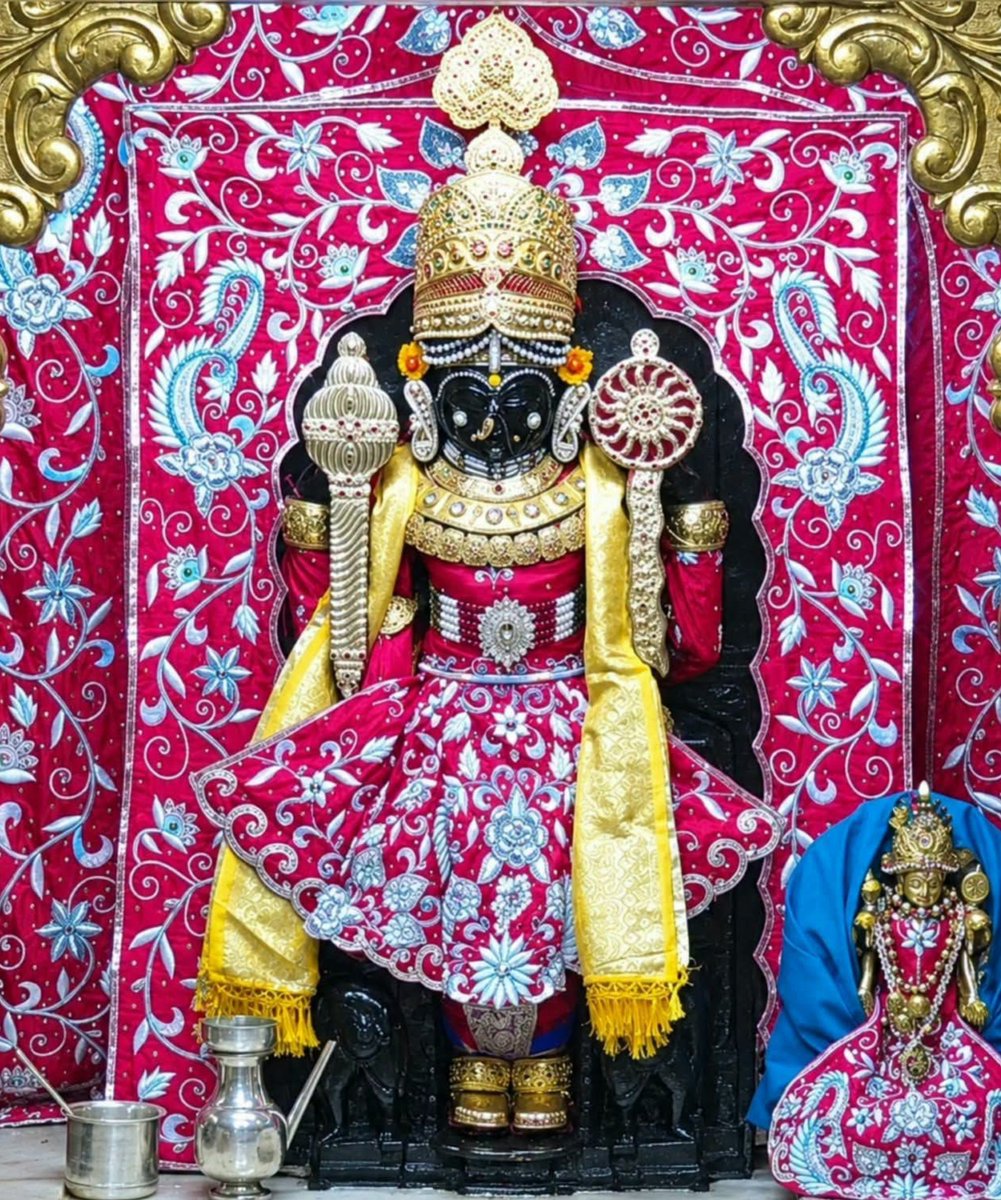 JaiDwarkadhish_'s tweet photo. 🌺 जय द्वारकाधीश 🌺 https://t.co/9B0aP1PP3s