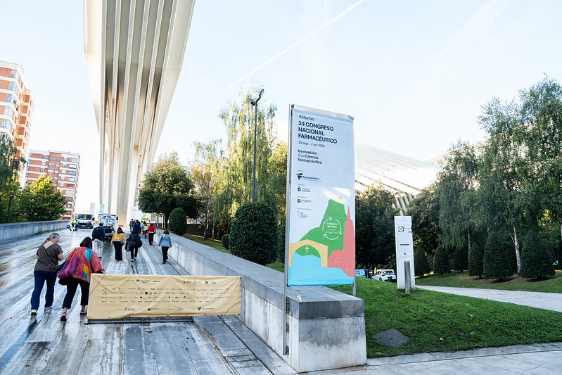 Farmaceuticos_'s tweet photo. 🧵 ¡Estos días hemos disfrutado del #24CNF! Gracias a los asistentes, ponentes y empresas colaboradoras por hacer realidad una edición más y a Oviedo por acogernos tan bien.

🚇 Y del norte nos trasladamos al sur. La próxima edición, la número 25, será en Málaga. Todos los detalles de la cita podrán seguirse en la etiqueta #25CNF. ¡Os esperamos!
