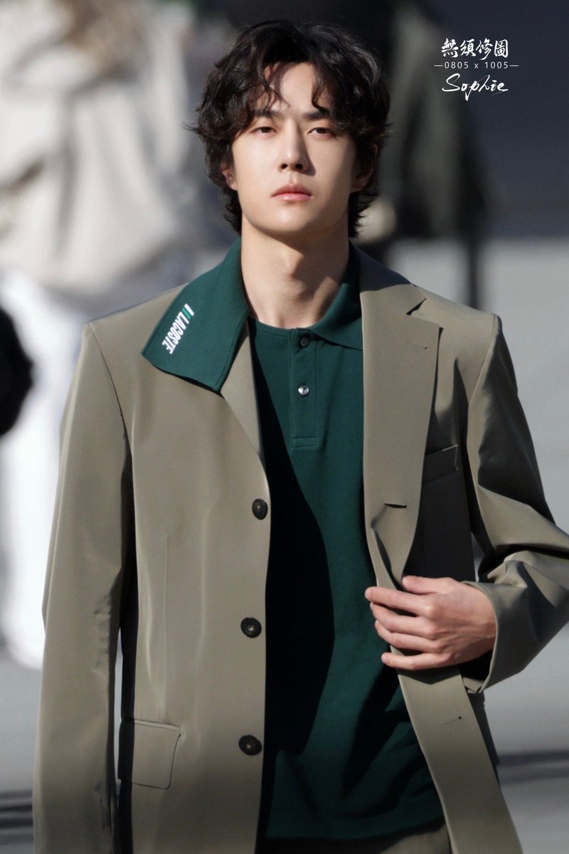 wxyzybxz's tweet photo. 261004 Wang Yibo at Lacoste Paris Show 🐊 

After the show 

cr 无须修图丨0805x1005
WANG YIBO LACOSTE NO WHITE
#WangYiboPFWxLacosteSS27 https://t.co/tWLvesCVDb