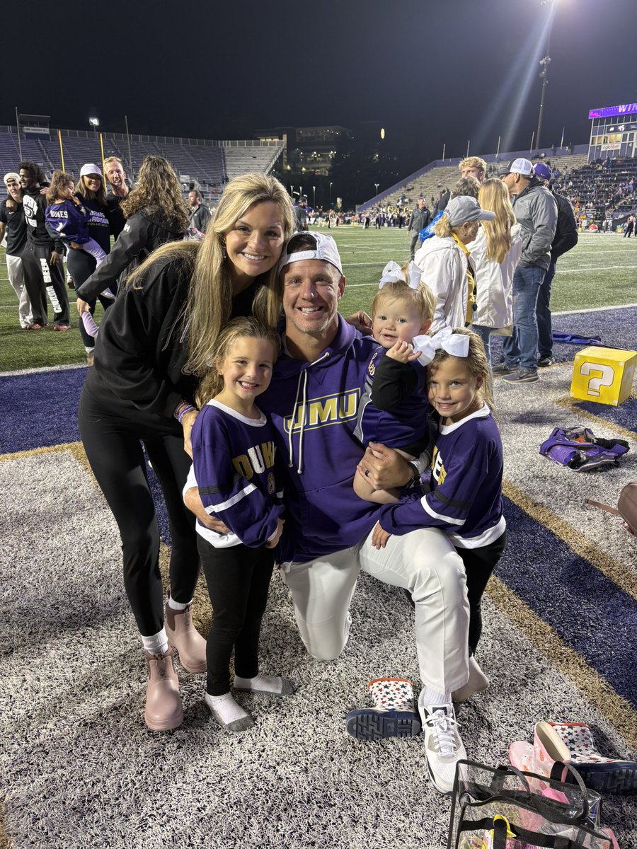 CoachLinam's tweet photo. How bout them Dukes!!! #GoDukes https://t.co/luEtwhJmbw