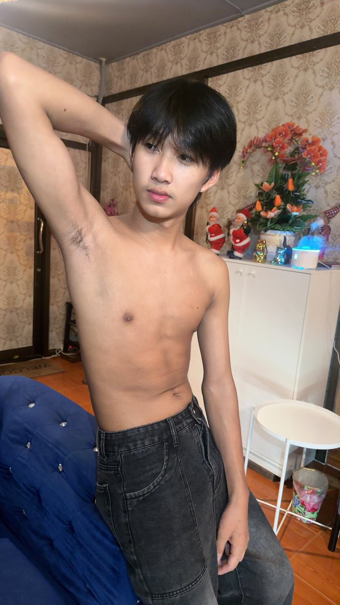 KKonqd23's tweet photo. น้องวันเวย์ 56 น้องใหม่ https://t.co/Gd4Wp22hk8