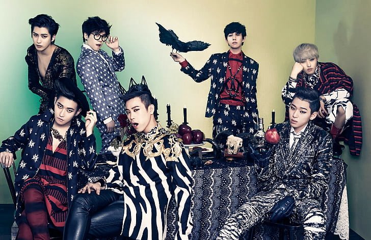 taeillegal's tweet photo. everyone serving face here https://t.co/dNmxaTEFia