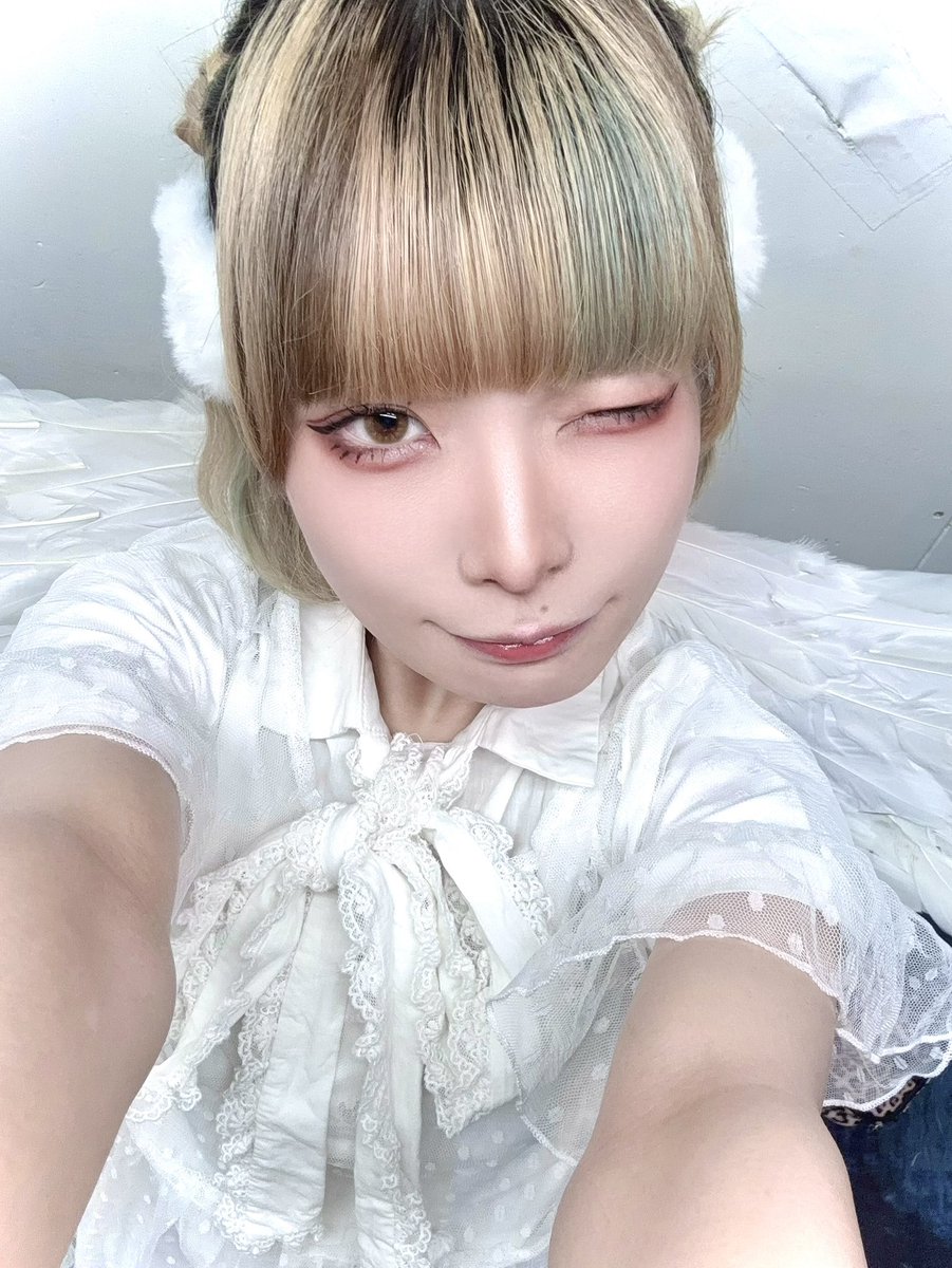 desdes_owoi's tweet photo. #天使の日 https://t.co/p9u4851TjN