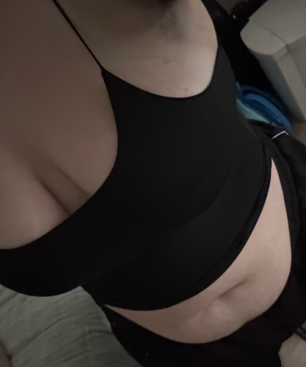 _Sh1bb1's tweet photo. Woke up and tummy said hello :3

#nsfw #nsfwtwtًً  #boobs #armpit #kink #rapebait #breedingkink #tummy #chubby #bbw https://t.co/bjNsMS98BI