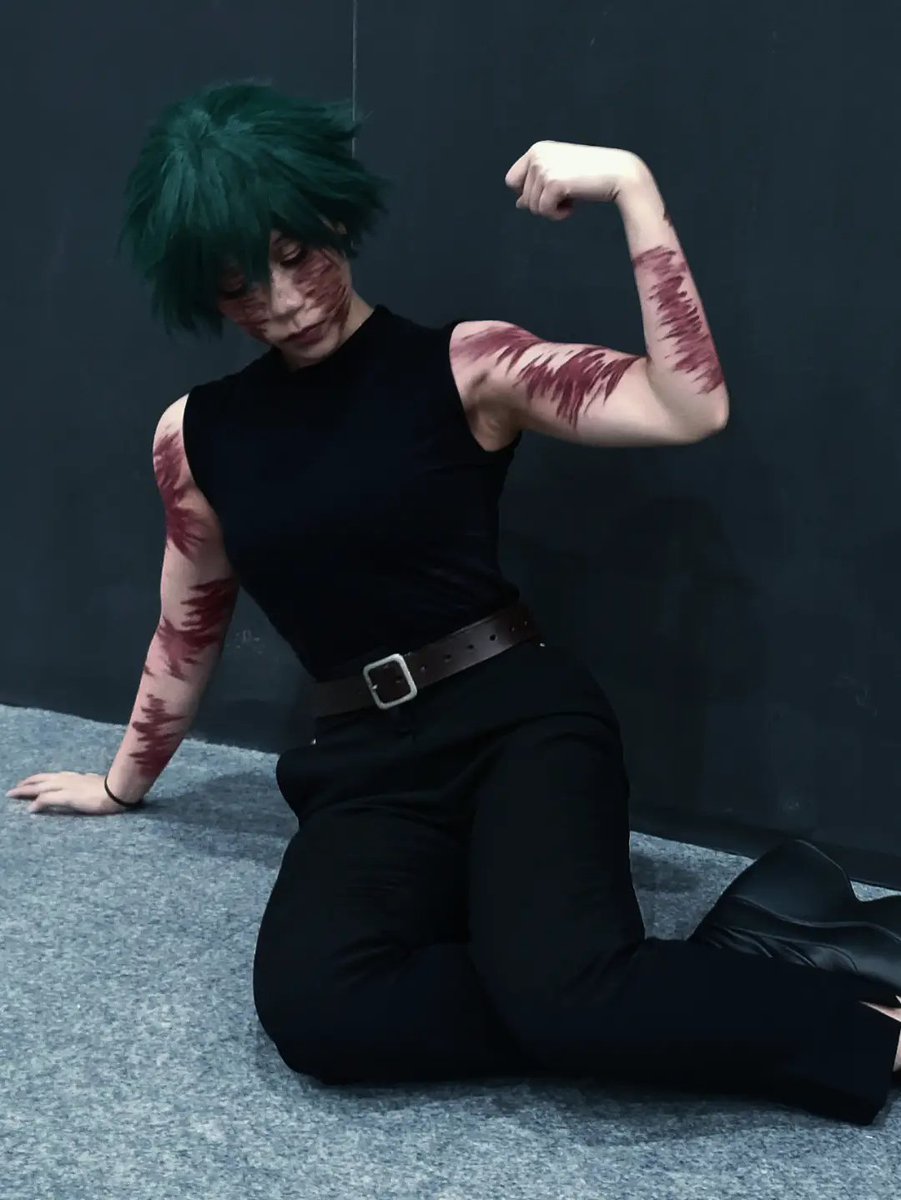 Celi_Cosplay's tweet photo. The clan ends with me. 
#COMICCON2026 #cosplay #ZeninMaki https://t.co/IJlOOf08Ae