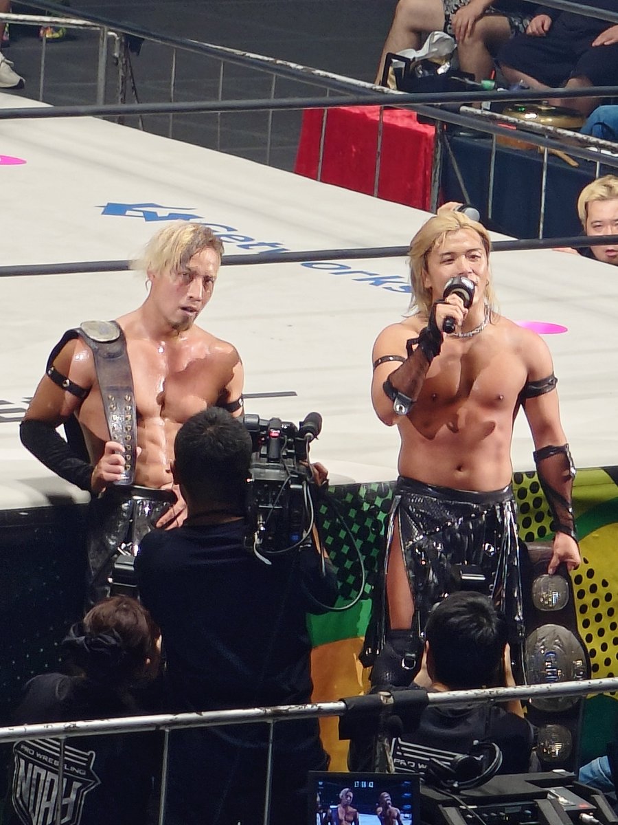 V5lKponpvGICVfn's tweet photo. ハァ〜😮‍💨
ベルトが動いたか〜🥲

大樹頑張れ！
クリーンな試合でNOAHを盛り上げて😖

#noah_ghc
#ドラゴン・ベイン　#アレハンドロ　
#YOHEY　#政岡純
#小田嶋大樹 https://t.co/FbGhfCk8ex