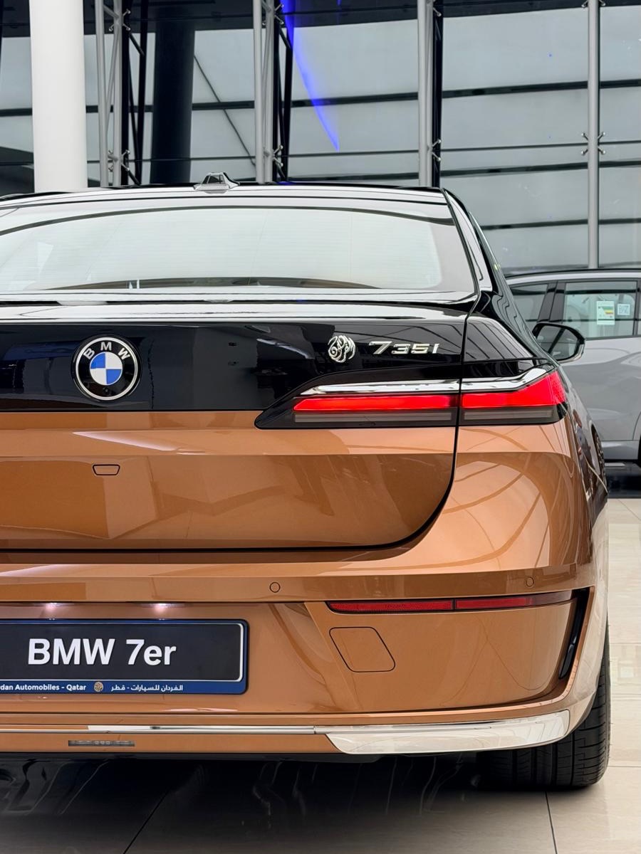 Venosier's tweet photo. BMW 7 SERIES https://t.co/D66WKFA4V3