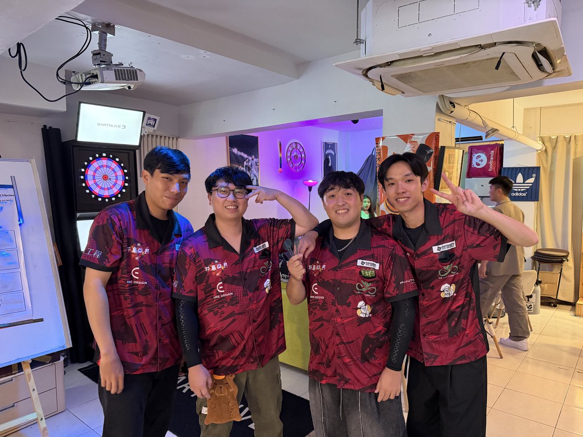 yiwei_07's tweet photo. 261004｜酒食射處 @ 台北
ハウストーナメント🎯
ダブルス Best 8✨

今日の経験を次に活かせる、まだまだ強くなれるぞ🔥
練習 練習！ https://t.co/qQ3jtERNm1