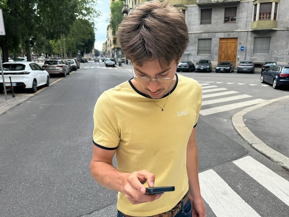 Lucaeapple tweet picture