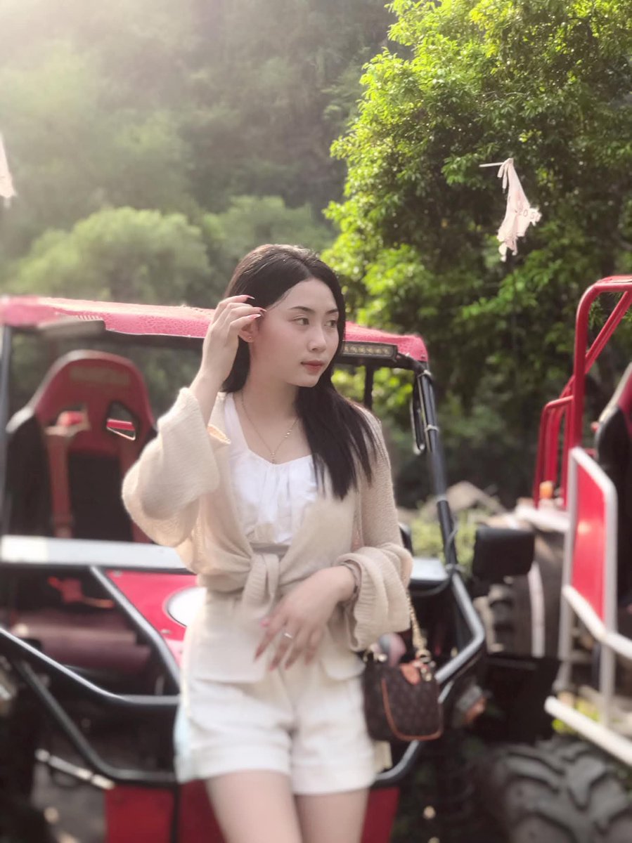 TowandaVilxe1's tweet photo. 🤩4 ผักพื้นบ้าน🍫🍫 "ขับพิษ" 🍫🍫ไล่ความร้อน-ความชื้นออกจากร่างกาย ตามตำราแพทย์แผนจีน🌱🌱

600/1🍫🍫🍫จ่ายหน้างาน

     🆔  @368almpl

#รับงานตลาดไท  #รับงานนวนคร
#รับงานคลองหลวง  รับงานตลาดไท
#รับงานคลอง1  ตลาดไท
🏝️🫙🏝️🫙🏝️🫙🌟🌟🌟 https://t.co/dHEQrQFZxA