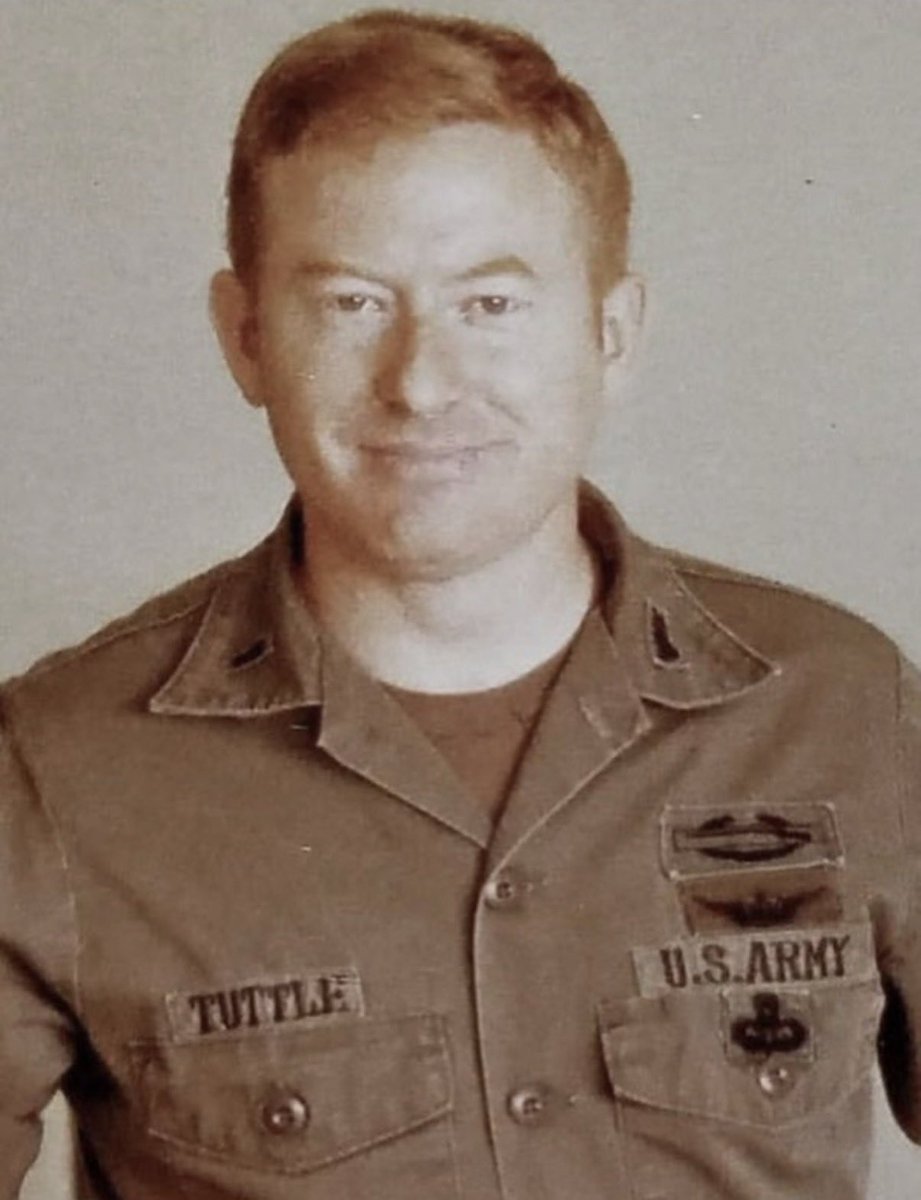 op_hawkeye's tweet photo. 10.4.1983 ~ CWO3 William βBillβ Tuttle πΊπΈ
#OpHawkeyeRemembers #WilliamTuttle #BillTuttle #SilverStar #BronzeStars (2) #PurpleHearts (2) #82ndAirborne #AATW #160thAviationBattalion #NSDQ #supportourSOFcommunity #Operation_Hawkeye
π https://t.co/H6Z5b2SIg3
π https://t.co/XRObbQbrKC
πhttps://t.co/aj8nBVTNwV