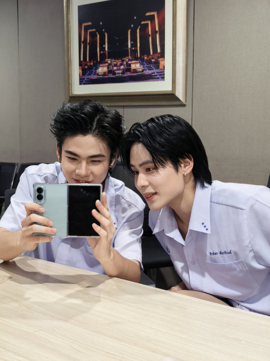 toffeii's tweet photo. ดูอะไรกันน้าาา ดู LOVEx3 ep. 8 หรือเปล่า 

LOVEX3 A TURNING POINT

#LOVEx3_EP8 https://t.co/aooSSVQHql