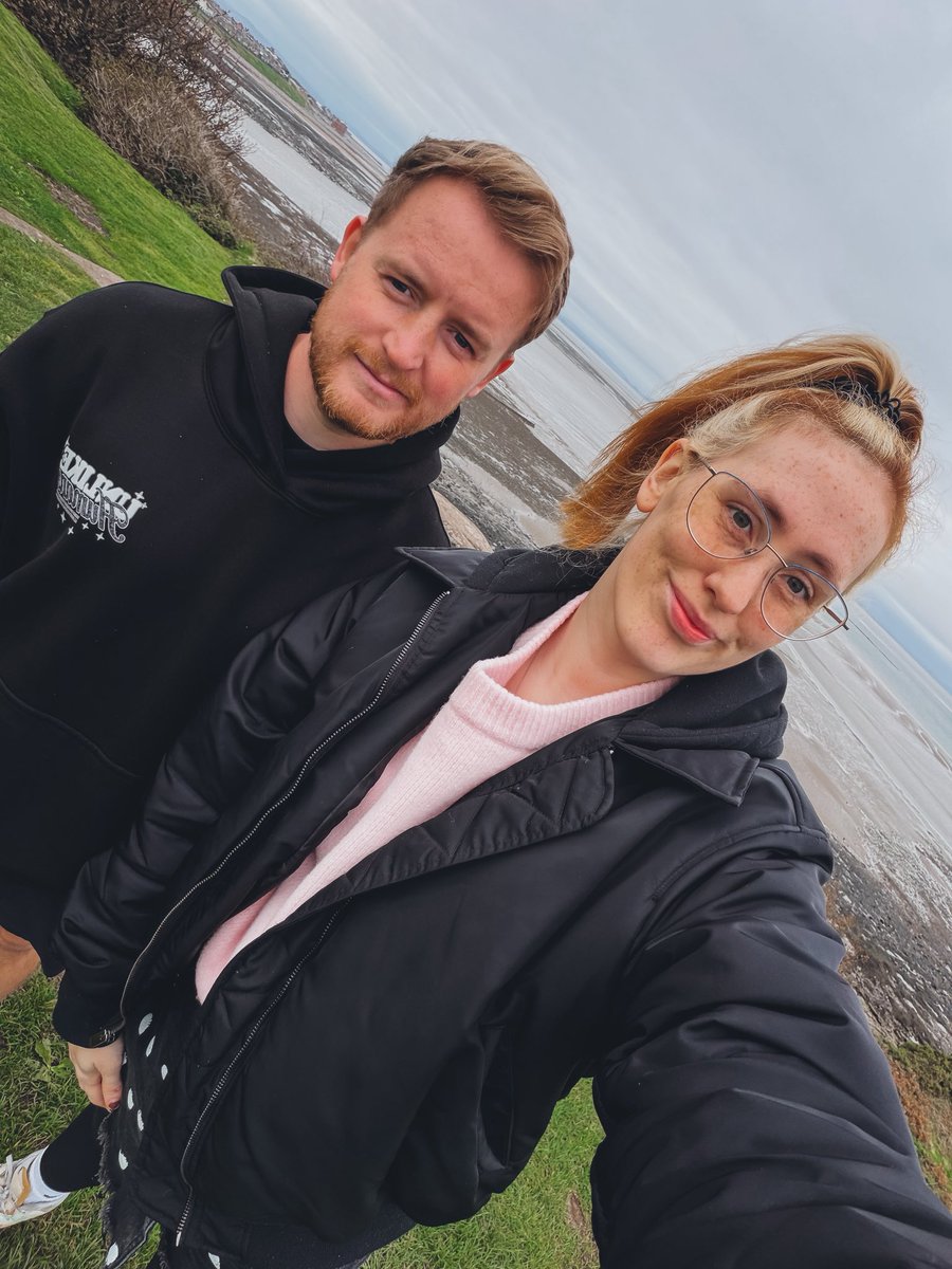jenhunt_'s tweet photo. Stunning walk this morning. Absolutely adore where we live 🧡 https://t.co/o7wUb55DO5