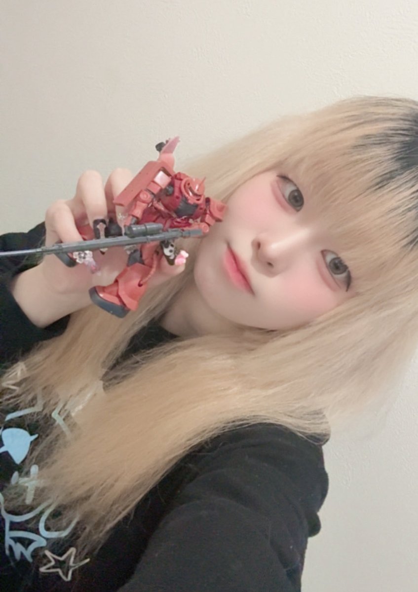 misery_mio_o's tweet photo. 長丁場の配信ほんとにありがとうございました❣️❣️
喋りすぎてすごい時間かかったけど何とか完成しました👏✨️

たくさんの方が見てくれて想像以上に好評だったので第2弾もやりたいなと思ってます💭

次はシナンジュか量産ザクかな〜(*ˊ꒳ˋ*) https://t.co/6DDfc8vqYZ