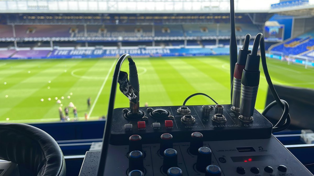 AlanMarchSport's tweet photo. A busy day of Audio description in the women’s league’s.

The first ever AD Commentary from The Rock, home of @WrexhamAFCWomen with @BenEdwar12 in @AdranLeagues 

And another commentary for one of our newest recruits, Gavin, as he delivers the specialist commentary for @EvertonWomen from Goodison 🙌🏼 @BarclaysWSL 

And @FitzCorry is live at The City Ground for @NFFCWomen in @BarclaysWSL2