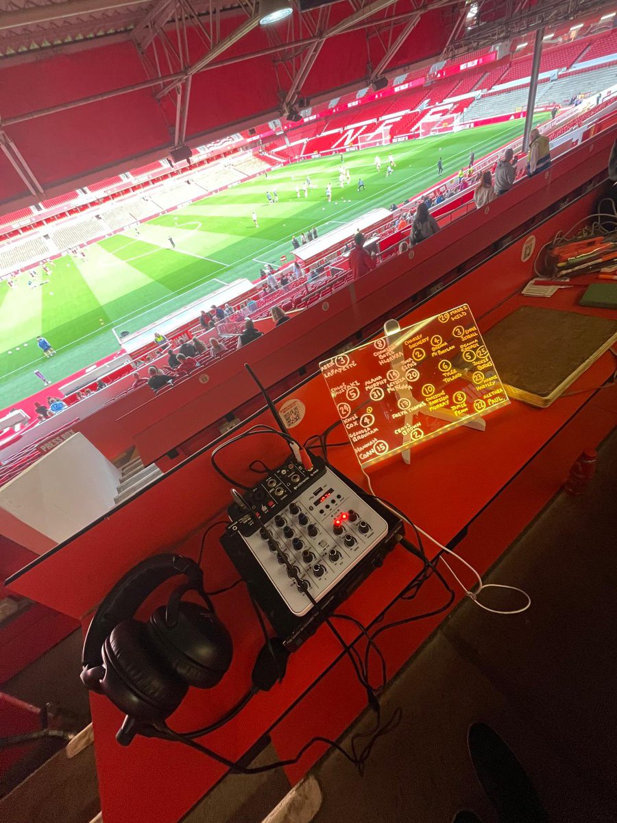 AlanMarchSport's tweet photo. A busy day of Audio description in the women’s league’s.

The first ever AD Commentary from The Rock, home of @WrexhamAFCWomen with @BenEdwar12 in @AdranLeagues 

And another commentary for one of our newest recruits, Gavin, as he delivers the specialist commentary for @EvertonWomen from Goodison 🙌🏼 @BarclaysWSL 

And @FitzCorry is live at The City Ground for @NFFCWomen in @BarclaysWSL2