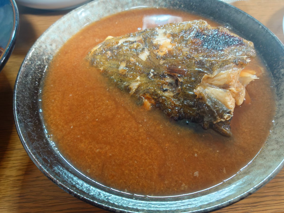 crawlinghenzin's tweet photo. マゴチの刺身、アラ汁、マゴチリで https://t.co/YaeaB8Sr0Z