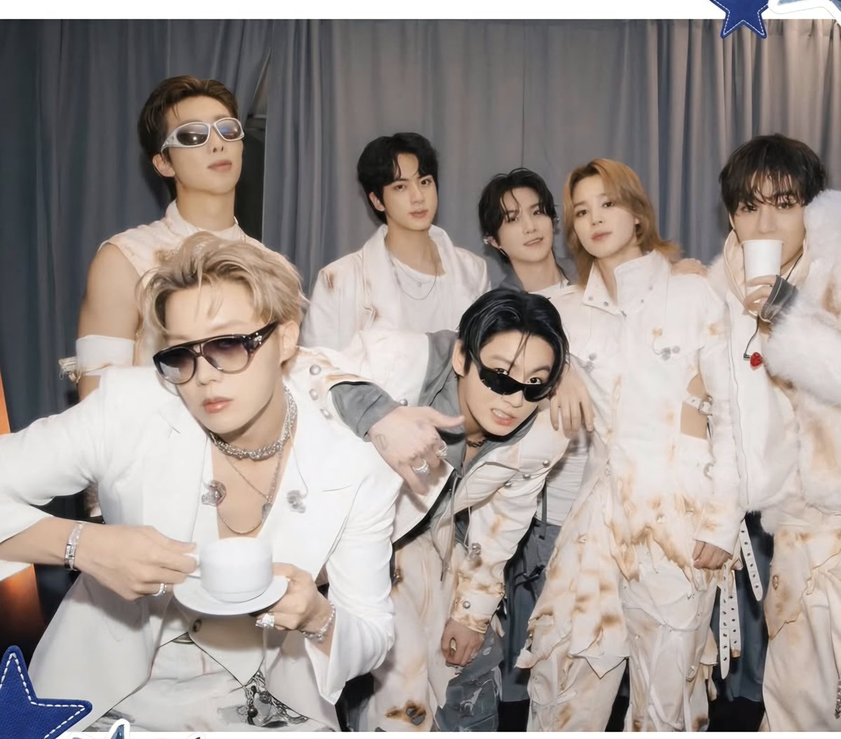 CorderoTan99929's tweet photo. Mis amores!!💜💜
My vote is for BTS #ARIASBTS https://t.co/QoH4Pme1bV
