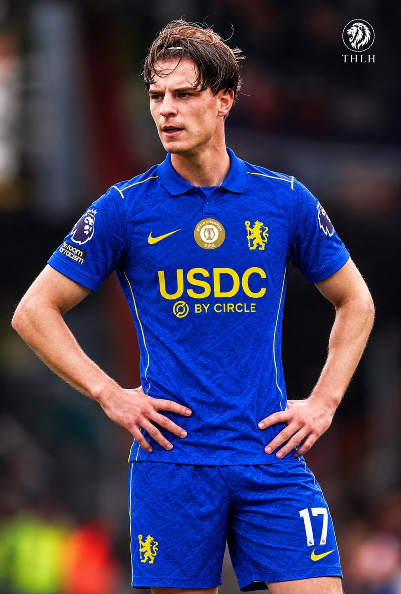 Dinerohoodfc's tweet photo. 🚨🔵𝐂𝐇𝐄𝐋𝐒𝐄𝐀 𝐀𝐓 𝐓𝐇𝐄 𝐅𝐑𝐎𝐍𝐓 𝐅𝐎𝐑 𝐀𝐋𝐄𝐗 𝐒𝐂𝐎𝐓𝐓

Chelsea are reportedly at the front of the queue of clubs tracking Bournemouth midfielder Alex Scott. 

📰 @Matt_Law_DT

#CFC #Chelsea #AFCB https://t.co/pxdv4Hzpro