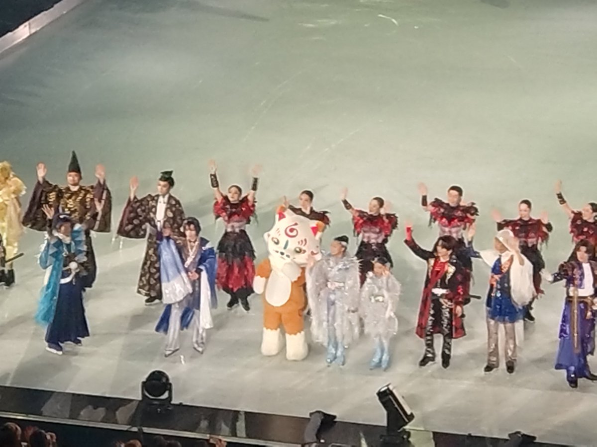 runartist_ss's tweet photo. 2階のほぼ最後尾の方だったけどめっちゃ良かった。
あんまり撮ってないけど坂本嬢ばっか撮影してた（笑） https://t.co/iua9vILXUC