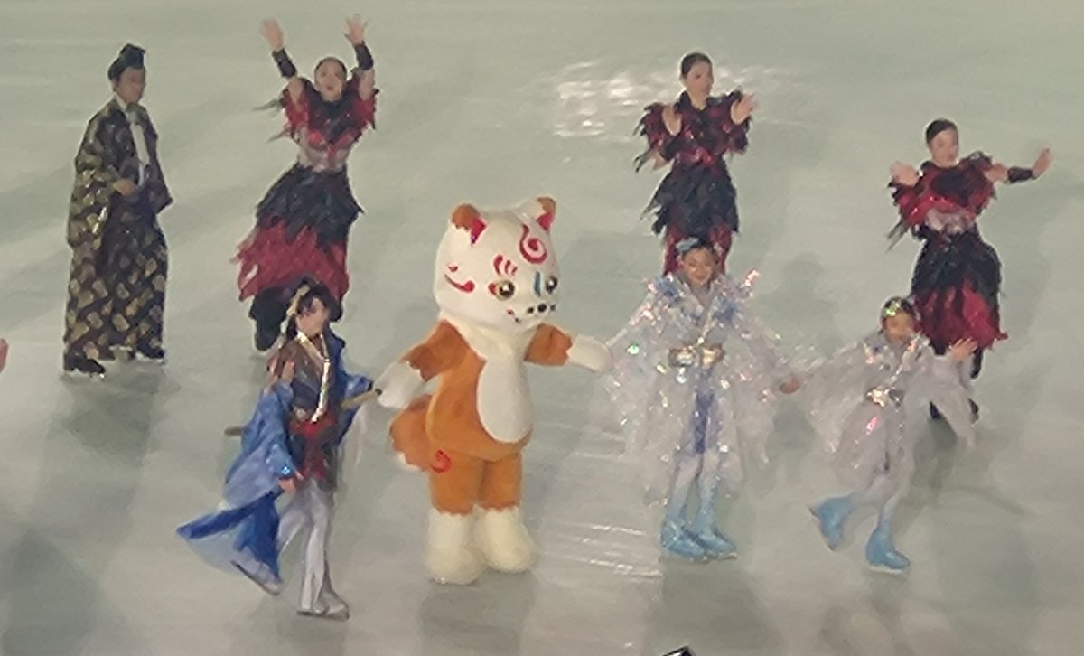 runartist_ss's tweet photo. 2階のほぼ最後尾の方だったけどめっちゃ良かった。
あんまり撮ってないけど坂本嬢ばっか撮影してた（笑） https://t.co/iua9vILXUC