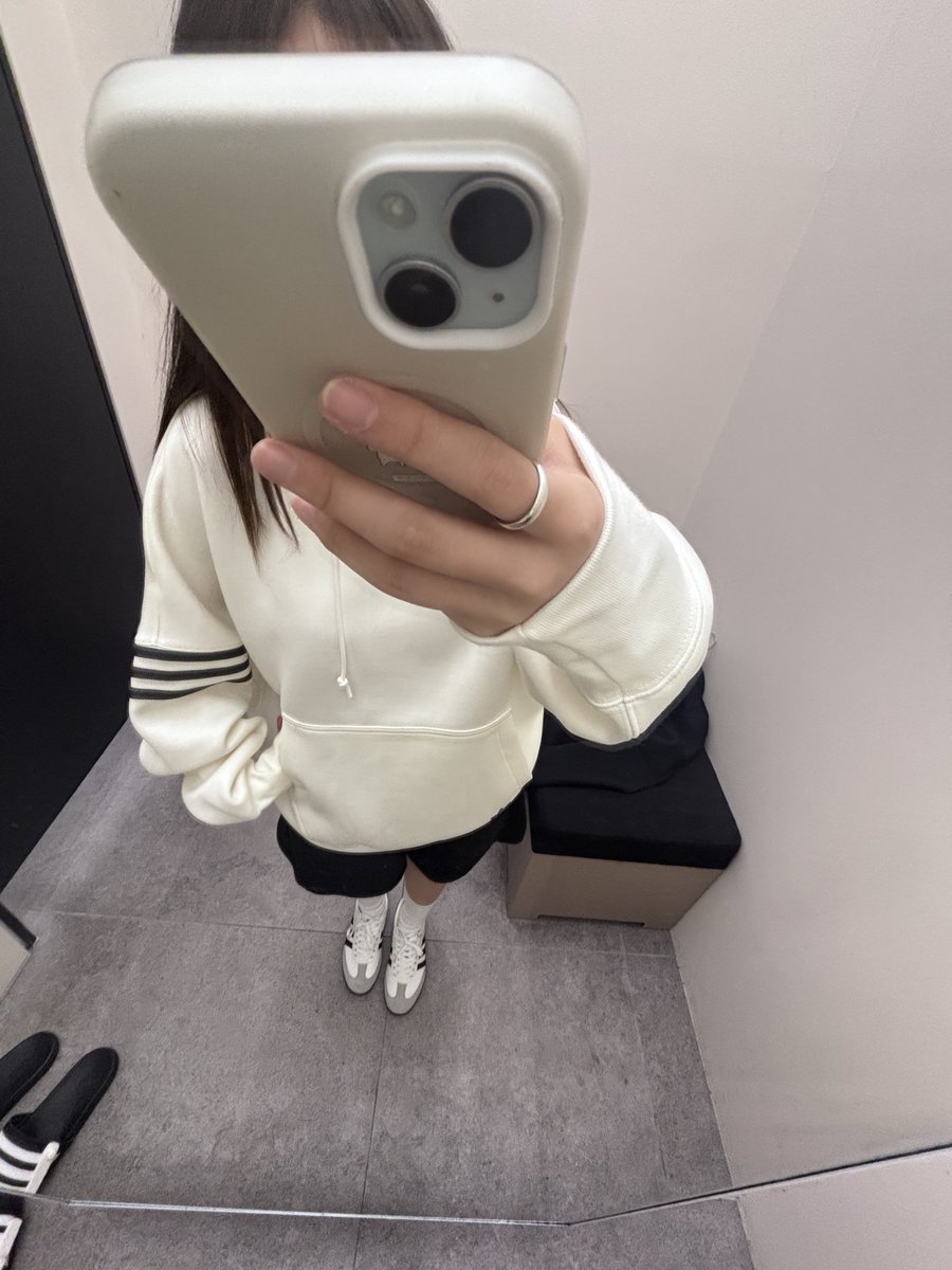 yyywere's tweet photo. 나 새옷사쏘 https://t.co/Yp2OgLv9ae