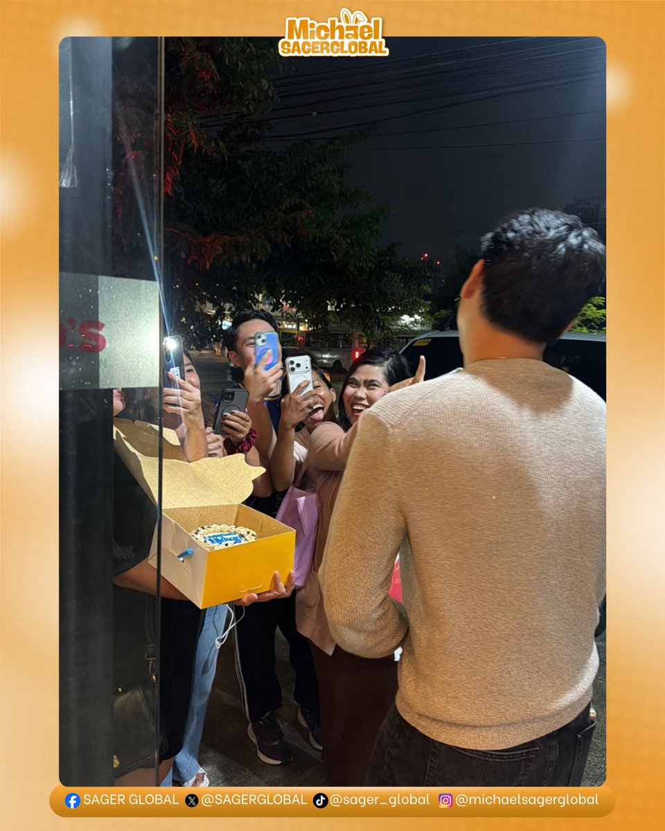 SAGERGLOBAL's tweet photo. MSG Cebu Chapter made sure Michael’s Cebu visits wouldn’t pass without showing some love. 🧡

They welcomed him with small gifts and a little show of support during his recent visits to Cebu. 🎁

Michael first visited Cebu as the “Mr. Chinito” at Yeng's concert last September 20. He was back on October 2 to host a pageant, and again on October 4 for the Bioderm event.

Safe to say, Cebuanos really love Michael Sager. 🥹

Thank you, MSG Cebu, for always making him feel welcome and supported!

#MichaelSager | @michaelsager_