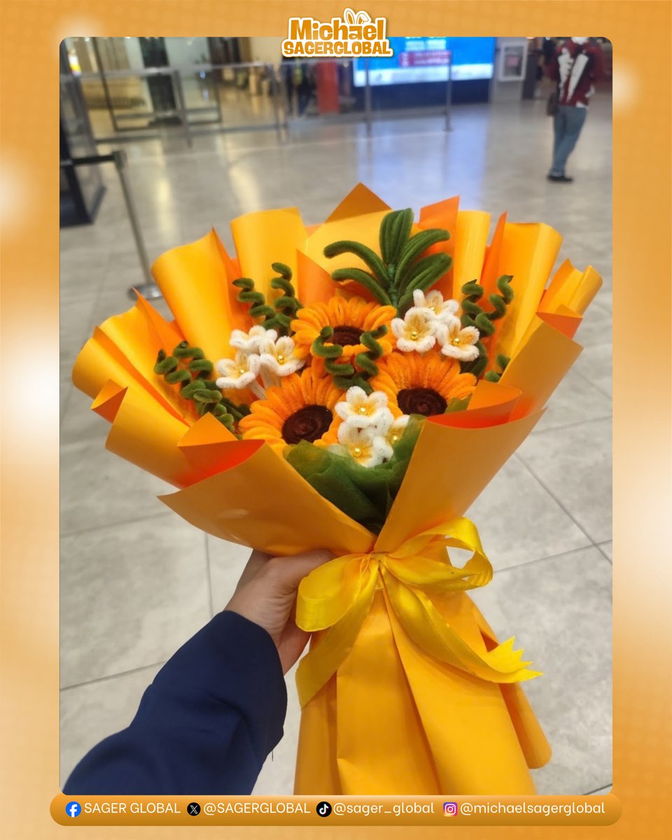 SAGERGLOBAL's tweet photo. MSG Cebu Chapter made sure Michael’s Cebu visits wouldn’t pass without showing some love. 🧡

They welcomed him with small gifts and a little show of support during his recent visits to Cebu. 🎁

Michael first visited Cebu as the “Mr. Chinito” at Yeng's concert last September 20. He was back on October 2 to host a pageant, and again on October 4 for the Bioderm event.

Safe to say, Cebuanos really love Michael Sager. 🥹

Thank you, MSG Cebu, for always making him feel welcome and supported!

#MichaelSager | @michaelsager_