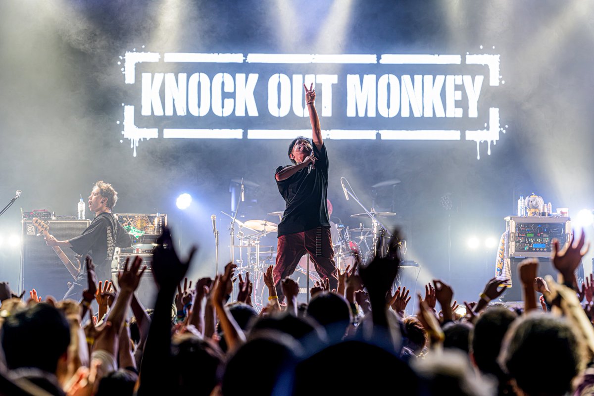 KOM_Official's tweet photo. 2026.10.04 Sun.

KNOCK OUT MONKEY 
25th Anniversary
-UPSIDE DOWN Tour 2026 FINAL-
"猿爆祭 2026"
大阪 GORILLA HALL OSAKA

-MONKEY STAGE-

KNOCK OUT MONKEY

Photo by 
SUGI (@Sugi_Yu7)
マッサン

 ❤️‍🔥THANX TO EVERYONE❤️‍🔥 https://t.co/H1kNITrFmP