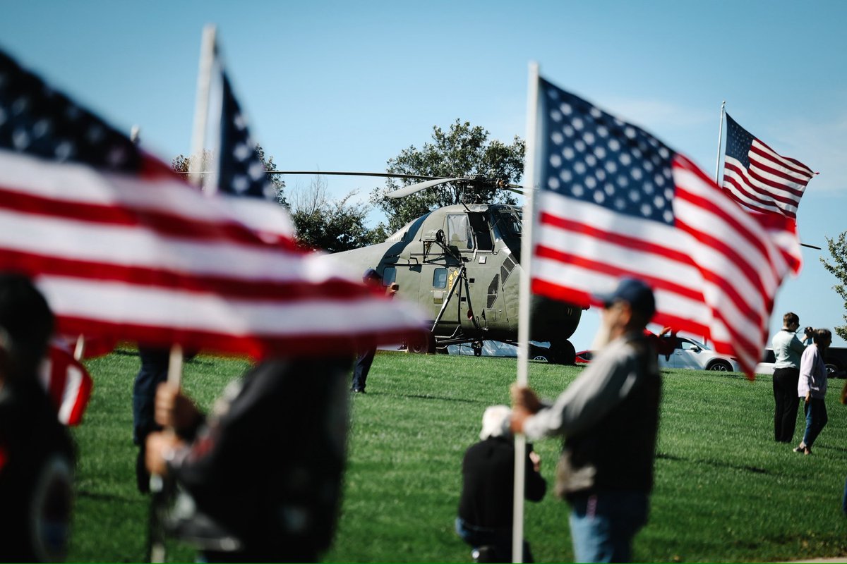 esmidt's tweet photo. Elias and I spent the day Saturday with The Final Salute where unclaimed veterans were laid to rest. This year our friends with the YL-37 The Flying Memorial served as the transportation from the Waukee ceremony to the Iowa Veterans Cemetery. We were there to capture the moments. https://t.co/4MDQerxZ0N