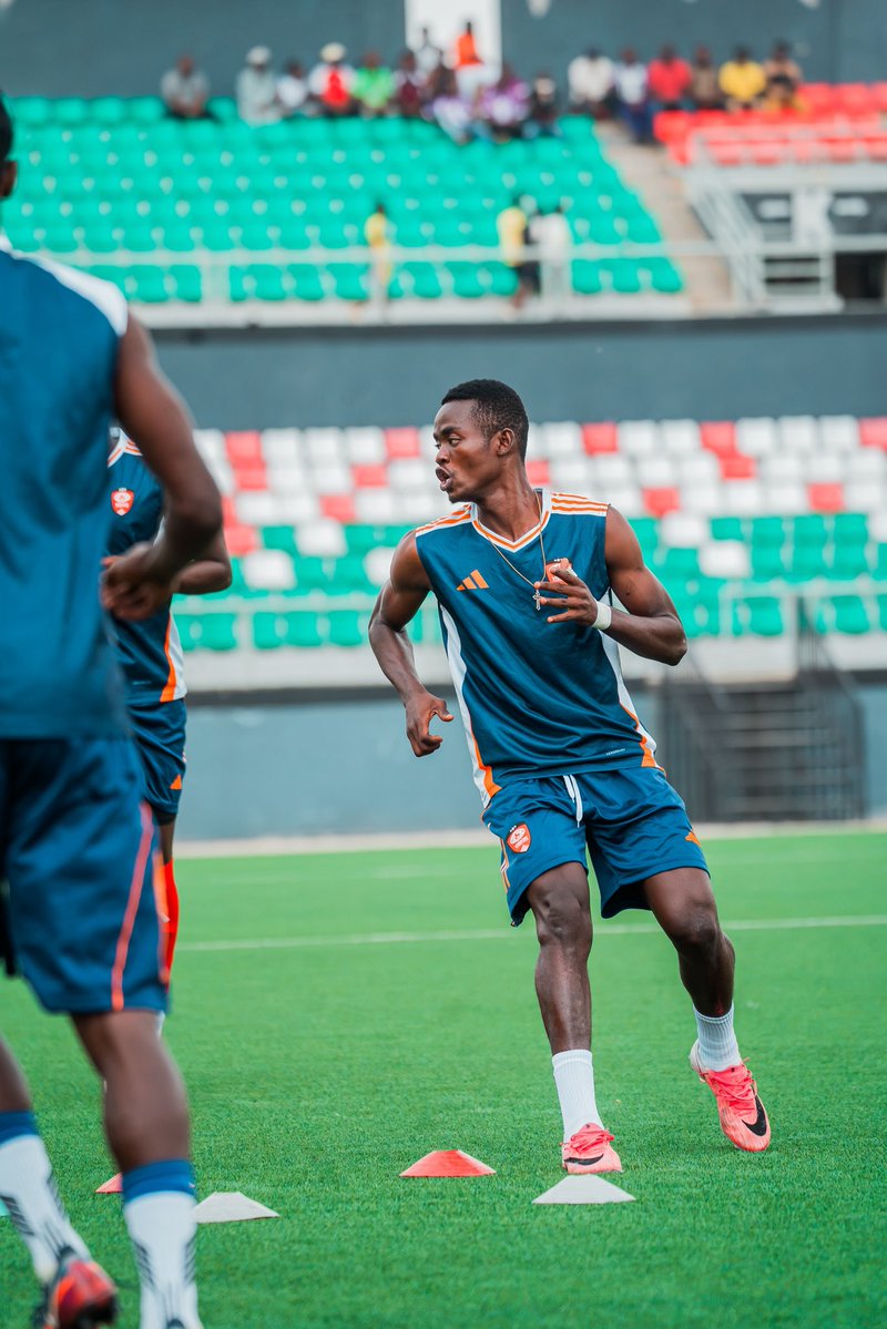 Vision__FC's tweet photo. Warming 🆙🔥
#VISVIT #DrivenByVision https://t.co/zHQBHAYhMO