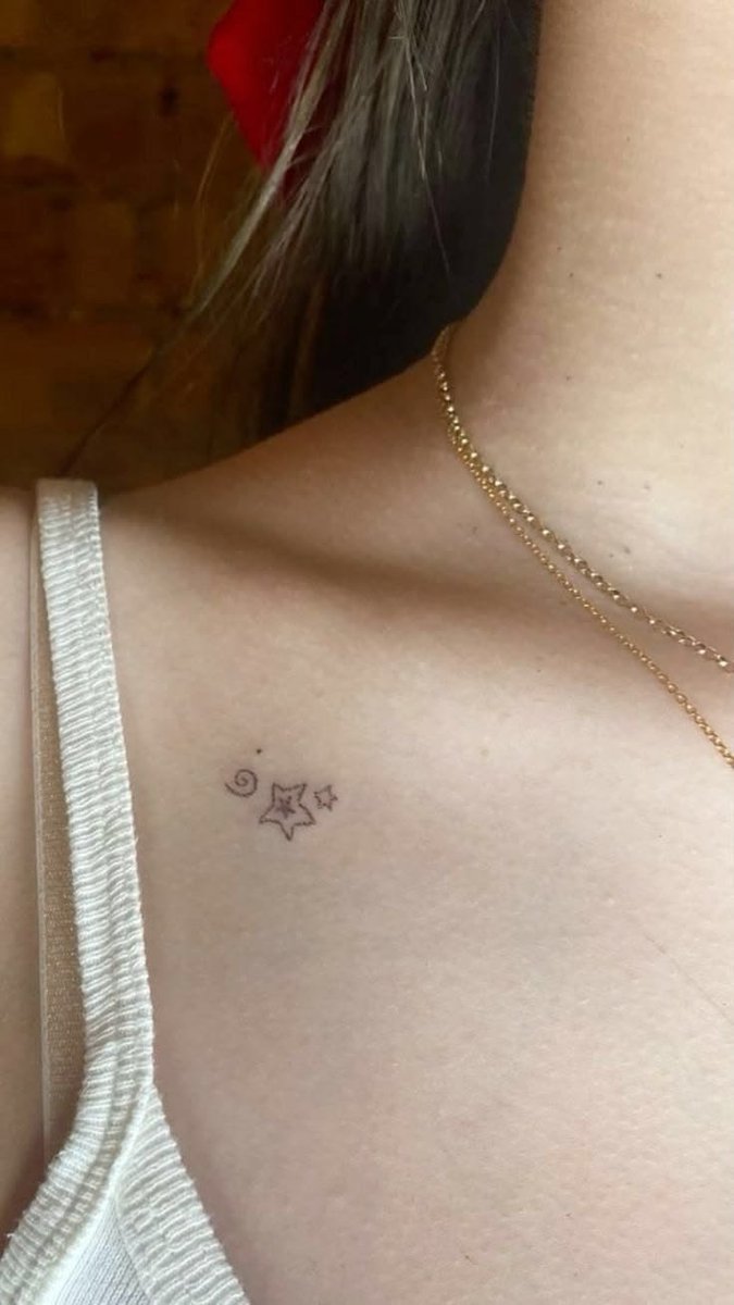 snglmin's tweet photo. Lo acabo de ver y yo también quise hacerlo

¿Cómo me ve pinterest?
Idol - tatuaje - estética - outfit https://t.co/2xaUptA66r
