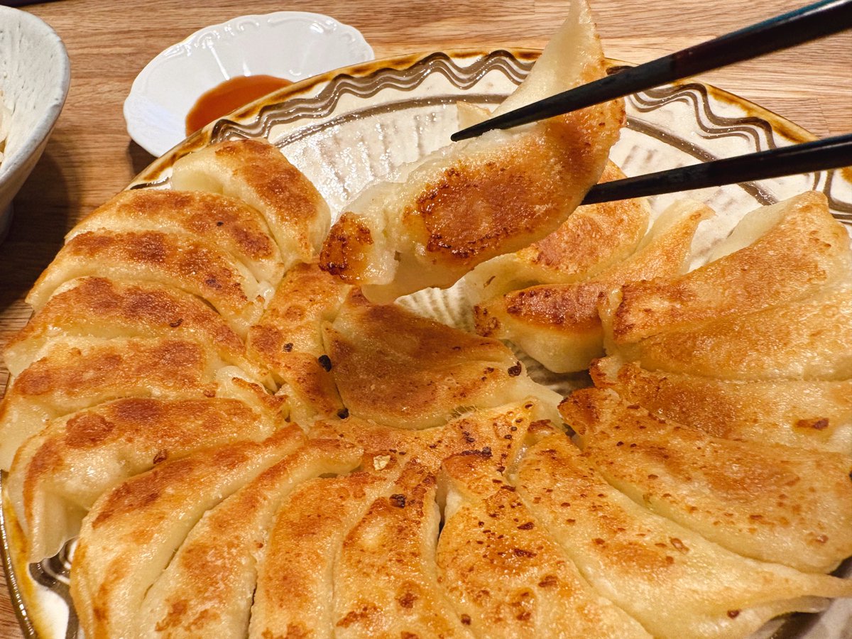orie13a's tweet photo. 嬉しさもあって、過去一美味しかったかも🥟🥟🥟 https://t.co/5hWpp84pre