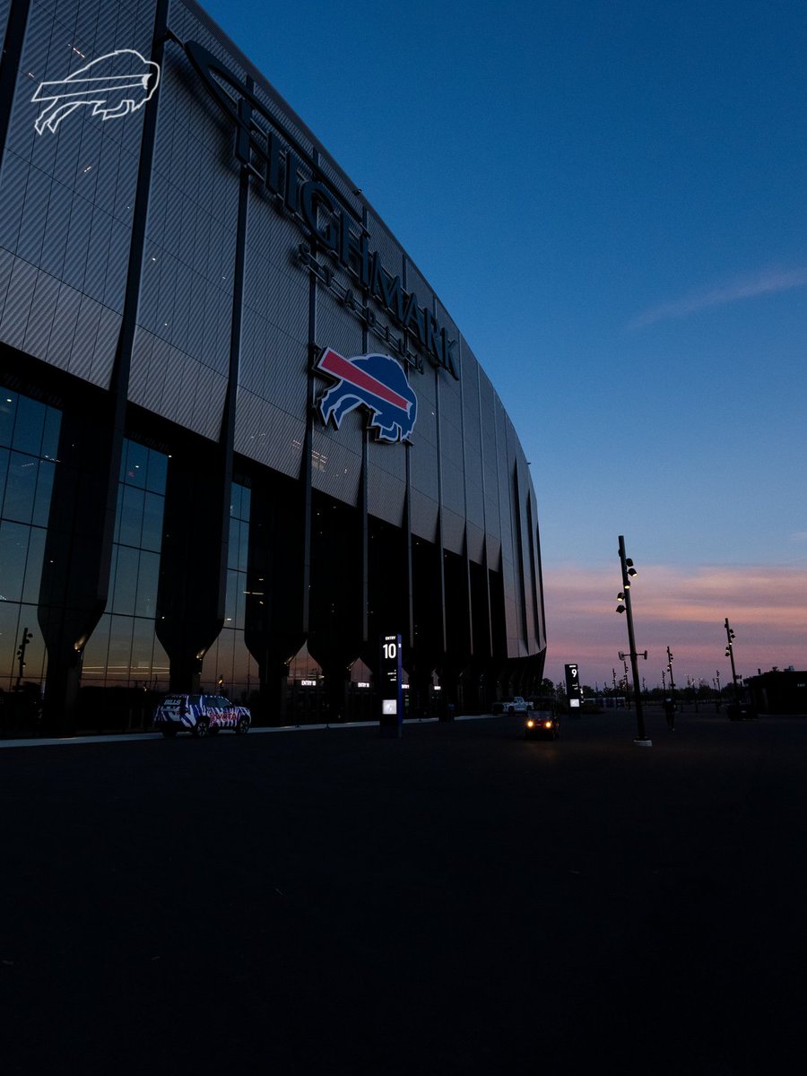 BuffaloBills's tweet photo. Good morning from Highmark Stadium. https://t.co/R7e0mwWnkq