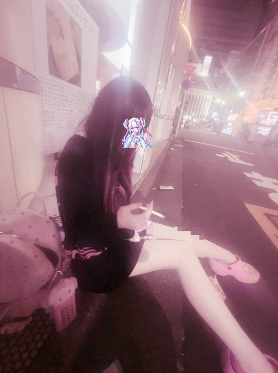 zzaallxx's tweet photo. 残り一本吸って帰ろうかな（笑） #自撮り界隈 https://t.co/f9QWcUHbJC