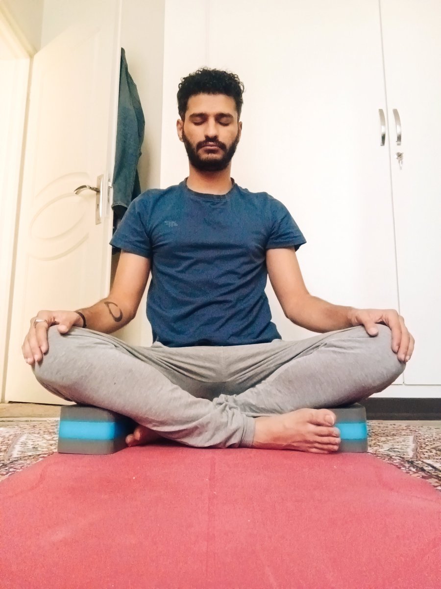 GamblingYogi's tweet photo. How i get ready for the biggest sunday to play "The One" tournament?? 

1 hour of meditation and 1 hour of study with @peakgto
🧘🏻‍♂️💪🏼😁

The best part that i like is the Play &amp; Explain. U guys ready?? How do u get ready? https://t.co/gL0liG9A0H