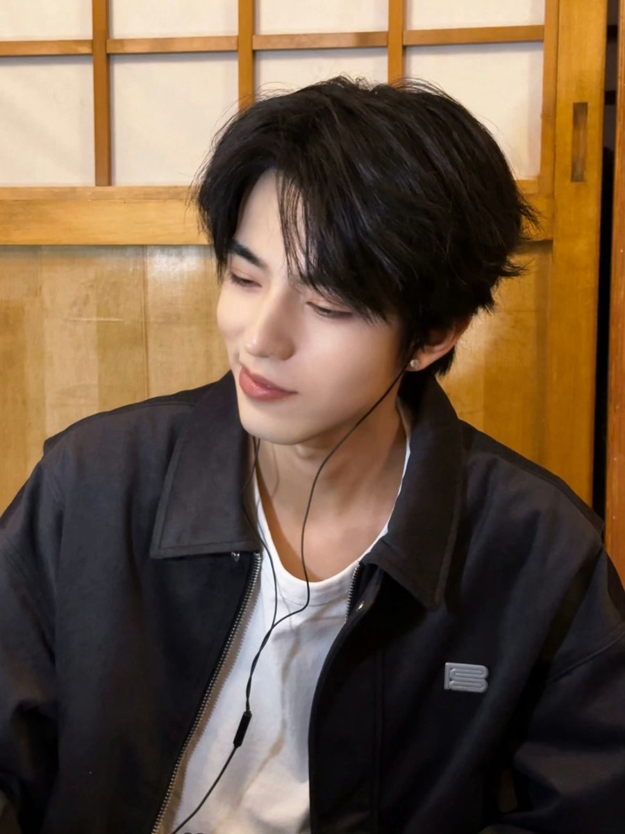 shuyuan_ph's tweet photo. [WEIBO]

261004 Shuyuan Weibo Update!

Here’s a little preview too 🕙
🔗https://t.co/sMooMlFuxo

#shuyuan #淑元 #yuyuan #shuyuanph https://t.co/ZgOvXQjsr0