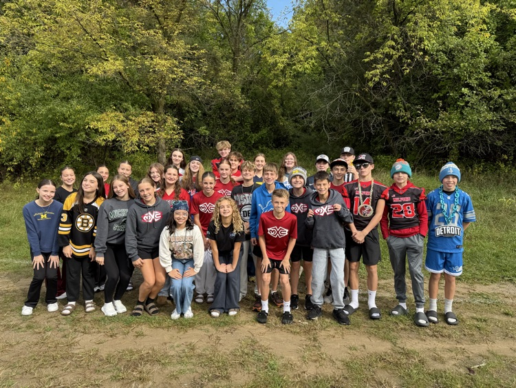 MuirColts's tweet photo. Fun Friday! Our last day of Spirit Week ended with Sports Day and a 7th grade popsicle party to celebrate the 7th graders having the most spirit at the assembly.  Go Colts! https://t.co/EcbwpZIVy6