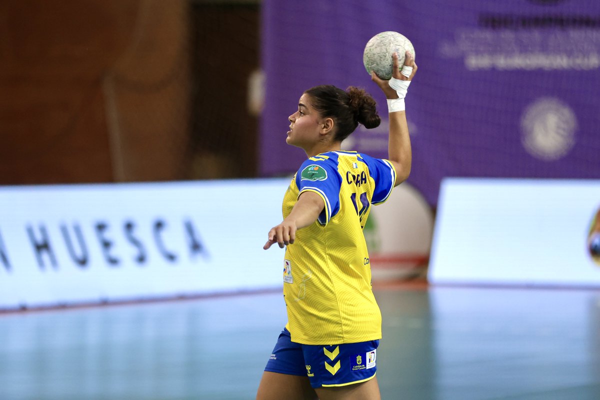 IberdrolaDHF's tweet photo. 🌟¡Aquí va la galería del #PartidoEstrella entre Costa del Sol Málaga y Rocasa Gran Canaria! 📸
🆚 @BMMalagaCosta 3️⃣0️⃣-2️⃣7️⃣ @BMRemudas
📸 @BMMalagaCosta
#️⃣ #Balonmano #SheLovesHandball https://t.co/RQTHK6yDuk