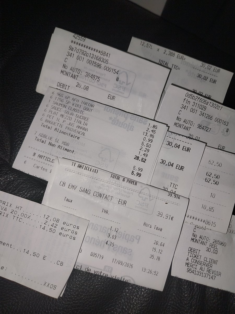 Payesalope's tweet photo. Poubelle à Tickets. Paye. Screen. Recommence, et ajoute un zéro pour la lenteur. 🫰 https://t.co/U3riwg6mO4