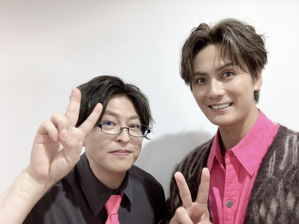 kazuki_kato1007's tweet photo. 『ディズニー ツイステッドワンダーランド チャンネル』ご視聴いただいた皆さんありがとうございました！「シュガー・レース 〜おかしな世界と歪んだ王冠〜」は明日から！ヌガーの登場も楽しみ♪引き続きツイステをよろしくお願いします🐉
#ツイステ #ツイチャンアベマ #下からトレイ上からリリア https://t.co/DociklUQVD