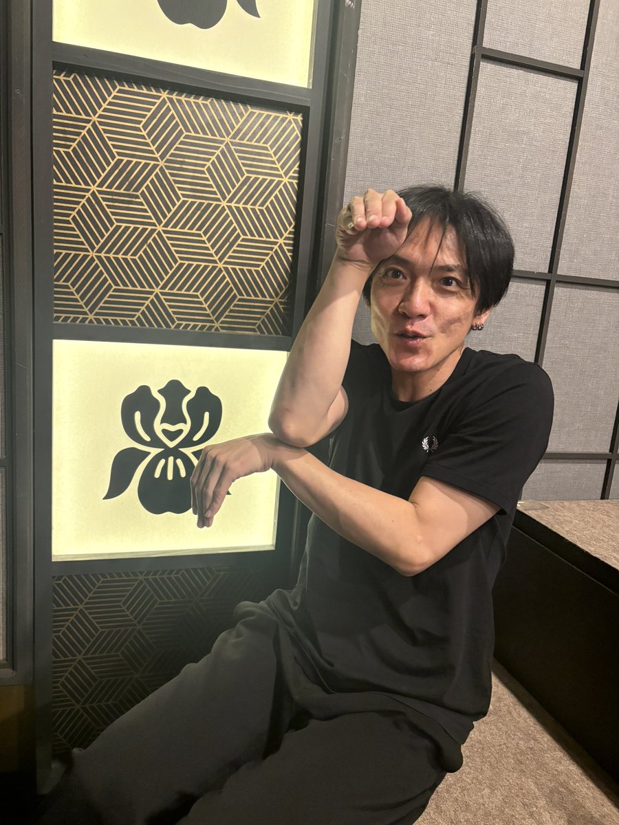 Taka_0131_Hiro's tweet photo. #トラスケの日

これからもふざけたり、遊んだり、ネタ考えたり、飲みに行ったり、謎解き行ったり
よろしくお願いします！

はっぴーばーすでー https://t.co/YcCCFL6Oo6