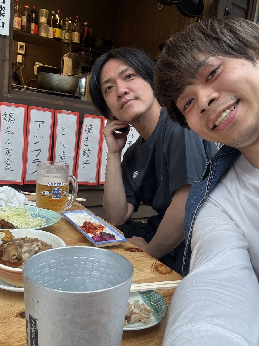 Taka_0131_Hiro's tweet photo. #トラスケの日

これからもふざけたり、遊んだり、ネタ考えたり、飲みに行ったり、謎解き行ったり
よろしくお願いします！

はっぴーばーすでー https://t.co/YcCCFL6Oo6