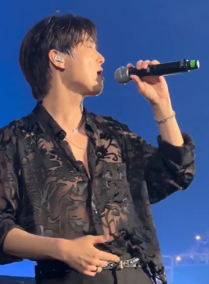cottonyeon1's tweet photo. 🥵🥵🥵 https://t.co/j19YwEYkkP