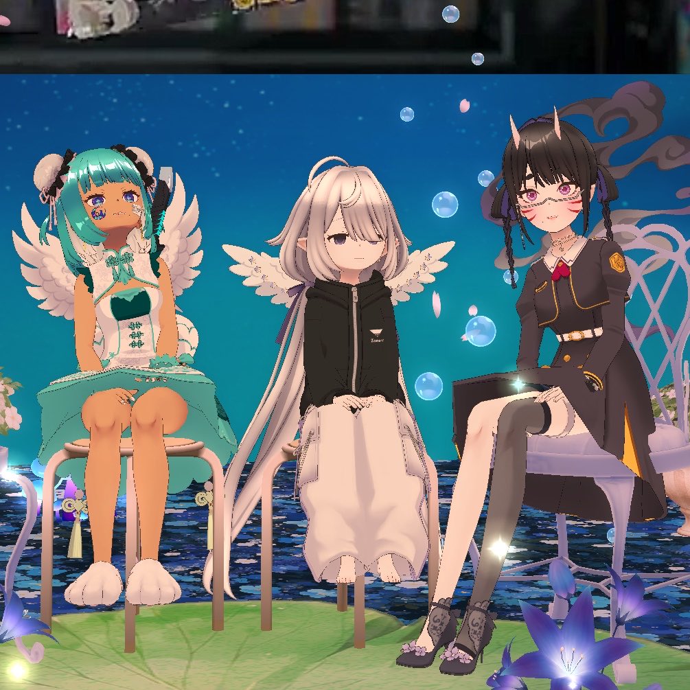 NaruseNui's tweet photo. ゲーム終わってから床にへばりついて動けてない https://t.co/EZKw8UCzFb